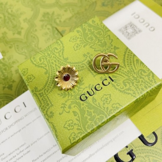 Hard-to-find items sold out in Japan Earrings 2023SS GUCCI Gucci Hard-to-find items sold out in Japan Earrings 2023SS GUCCI Gucci
